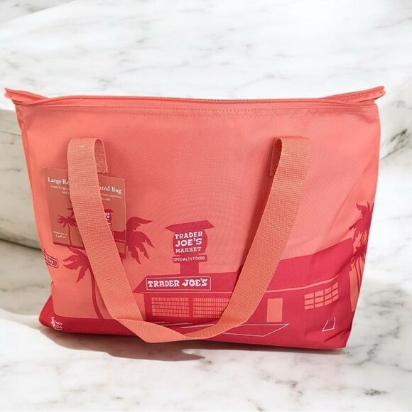 Trader Joe’s LARGE Insulated Pink Tote Bag - Picture 1 of 3